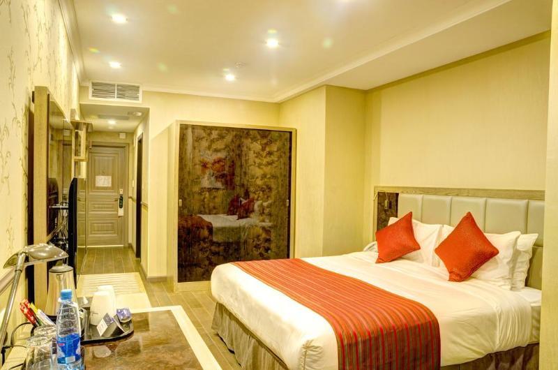 Ramada By Wyndham Bishkek Centre Ξενοδοχείο Εξωτερικό φωτογραφία