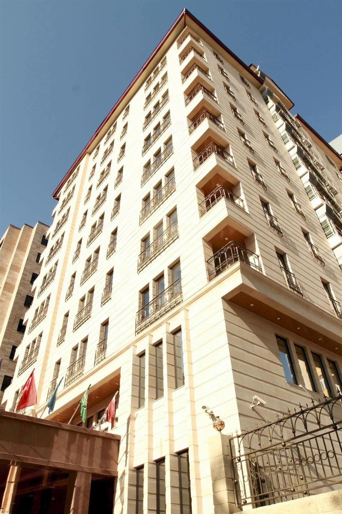 Ramada By Wyndham Bishkek Centre Ξενοδοχείο Εξωτερικό φωτογραφία